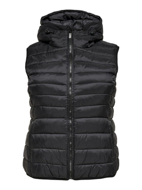 Only Carmakoma Tahoe Gilet in Black