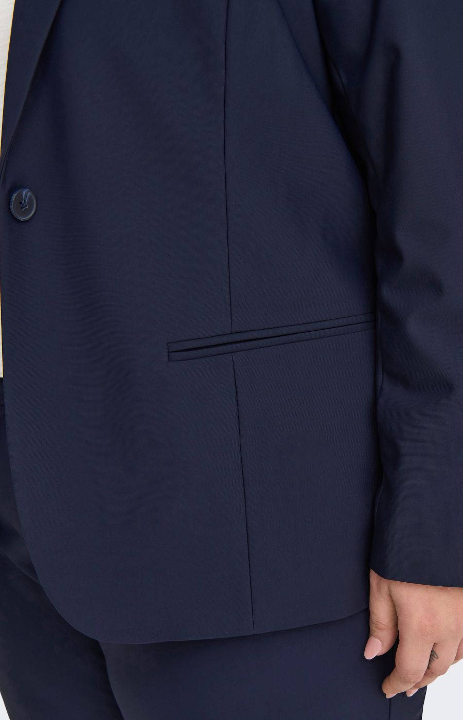 Only Carmakoma Travel Blazer in Navy