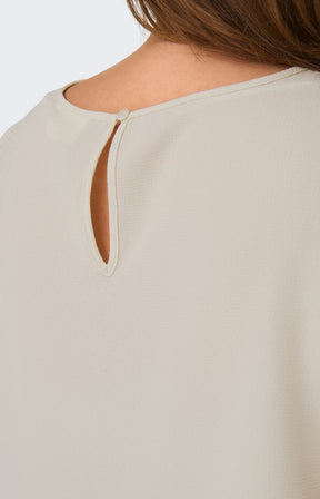 Only Carmakoma Vica Blouse in Cream