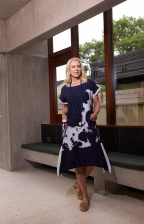 Ora Shadow Dress in Navy
