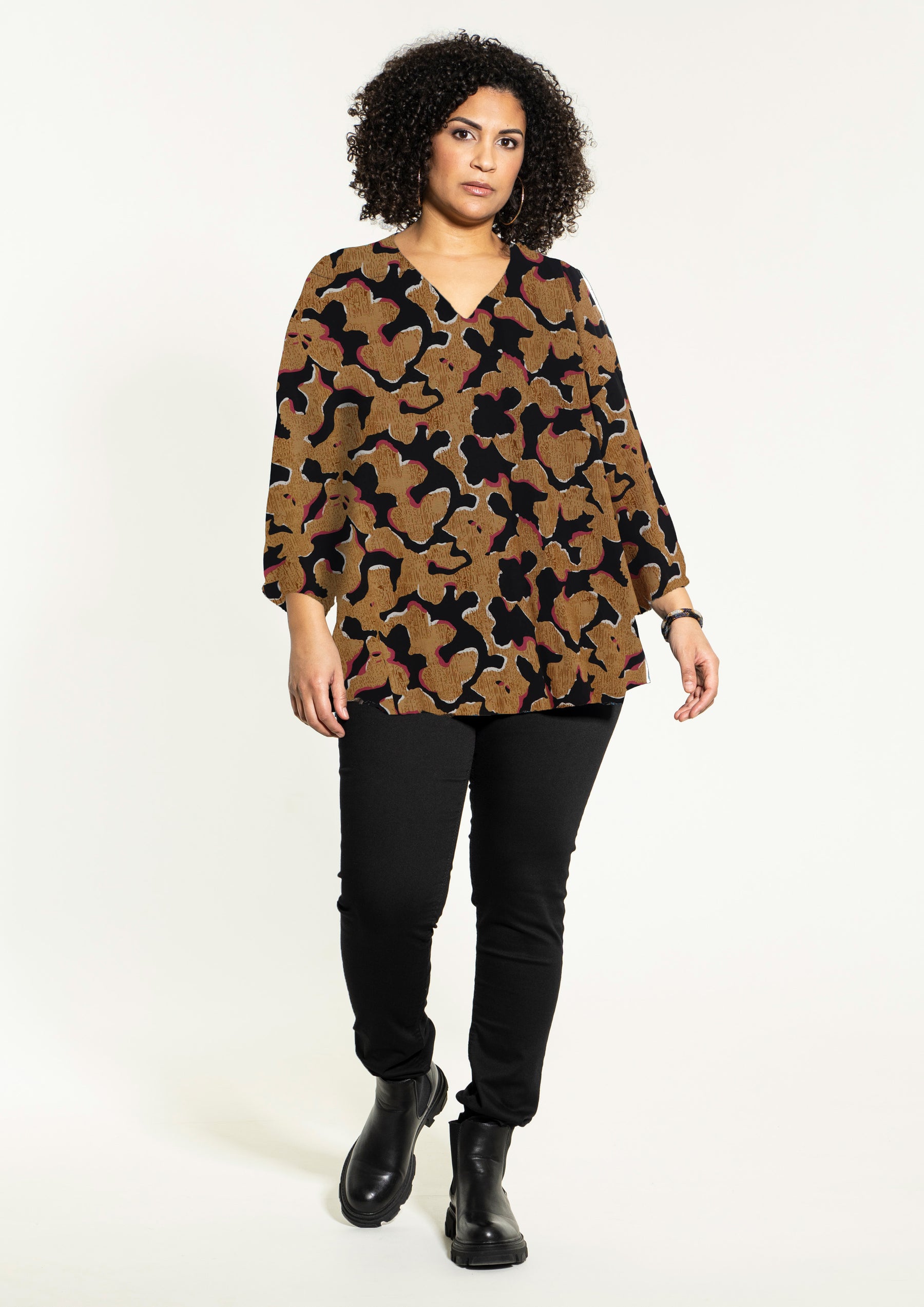 Studio Emmy Blouse Abstract Print