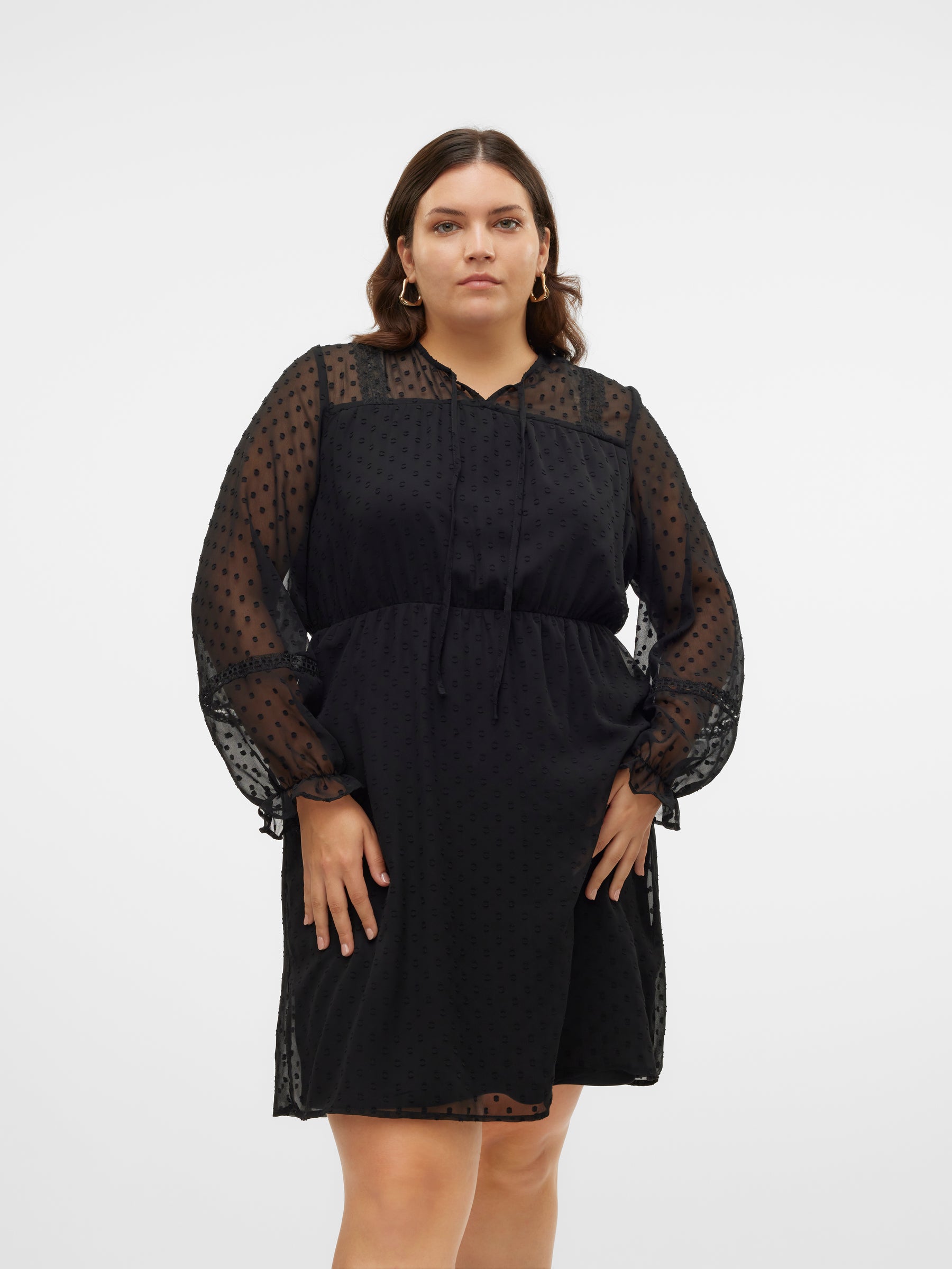 Vero Moda Curve Leah Dress in Black