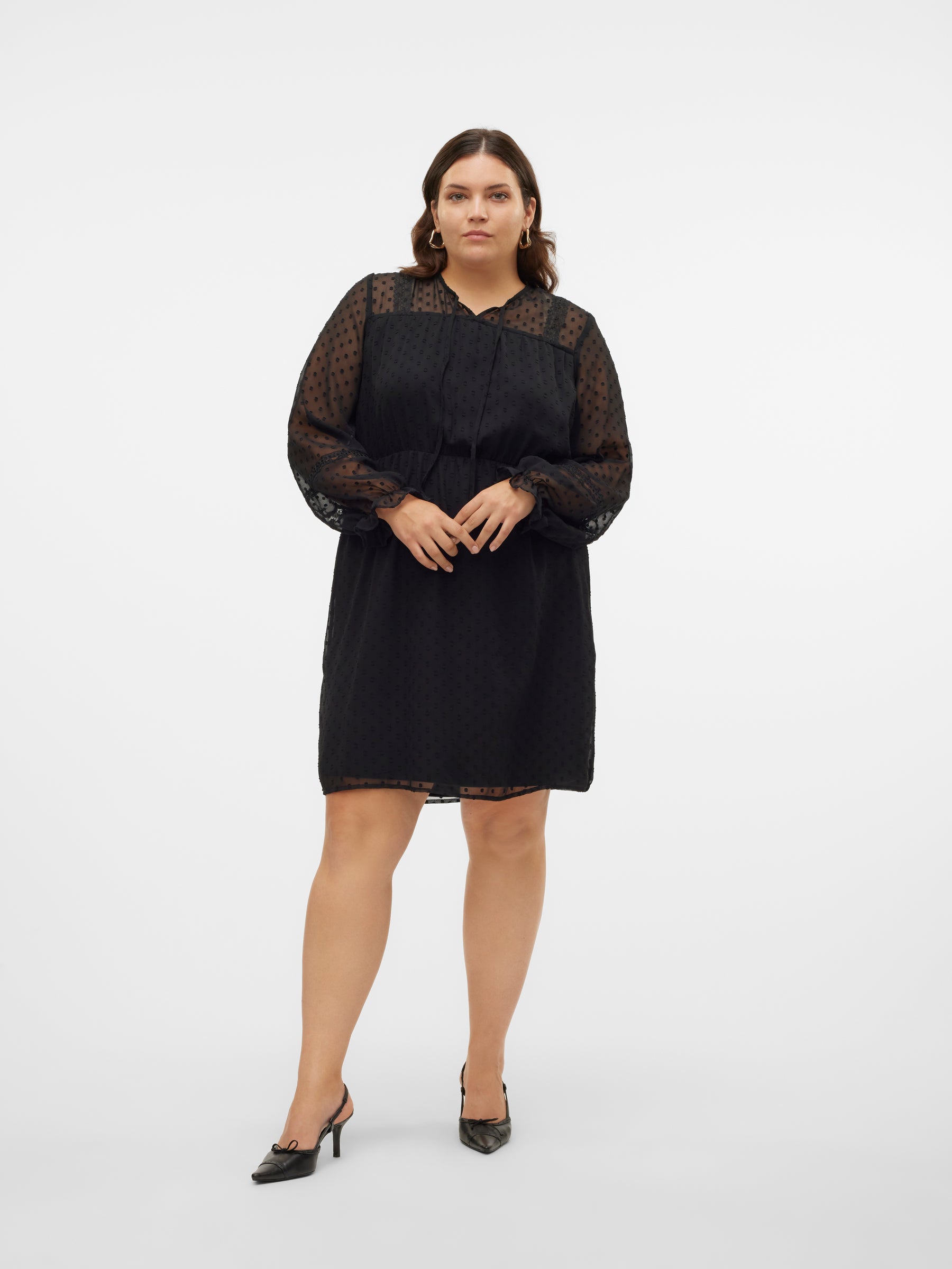 Vero Moda Curve Leah Dress in Black