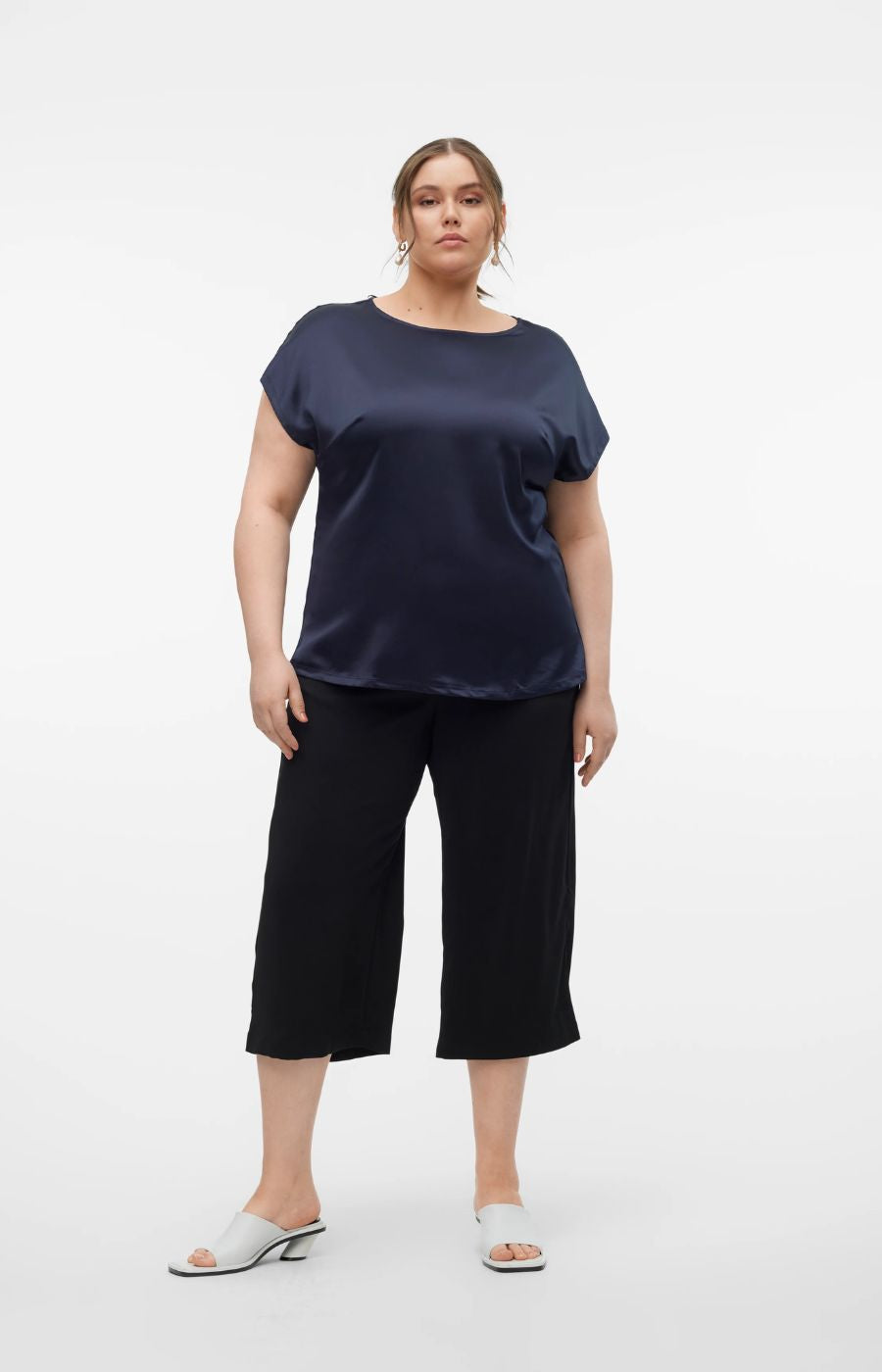 Vero Moda Curve Merle T-Shirt in Navy