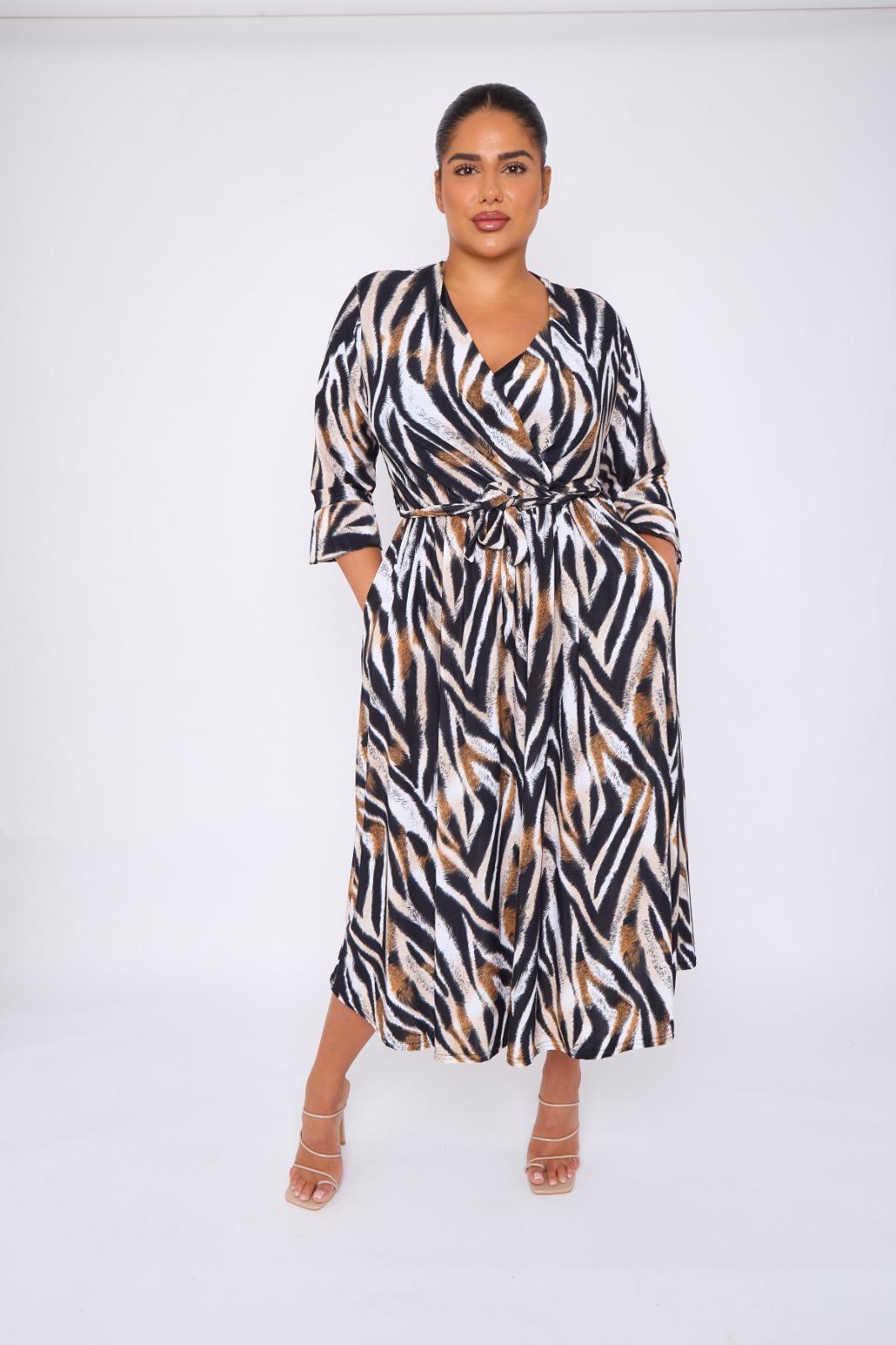 Dani Faux Wrap 3/4 Sleeve Dress in Black Feather