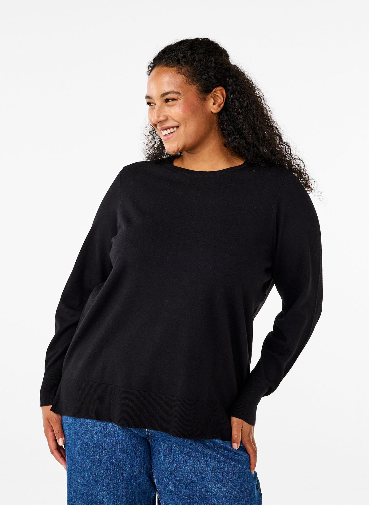 Zizzi Ella Soft Knit Jumper in Black