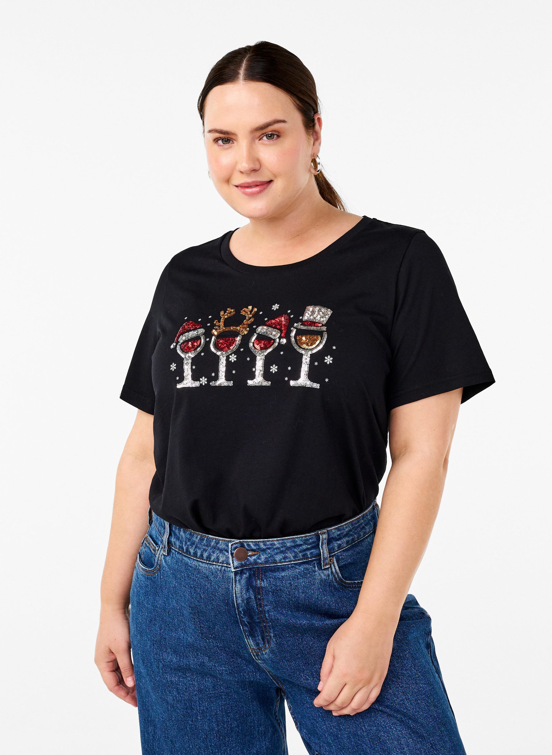 Zizzi Christmas Drinks T-Shirt in Black