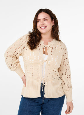 Zizzi Daisy Cardigan in Beige