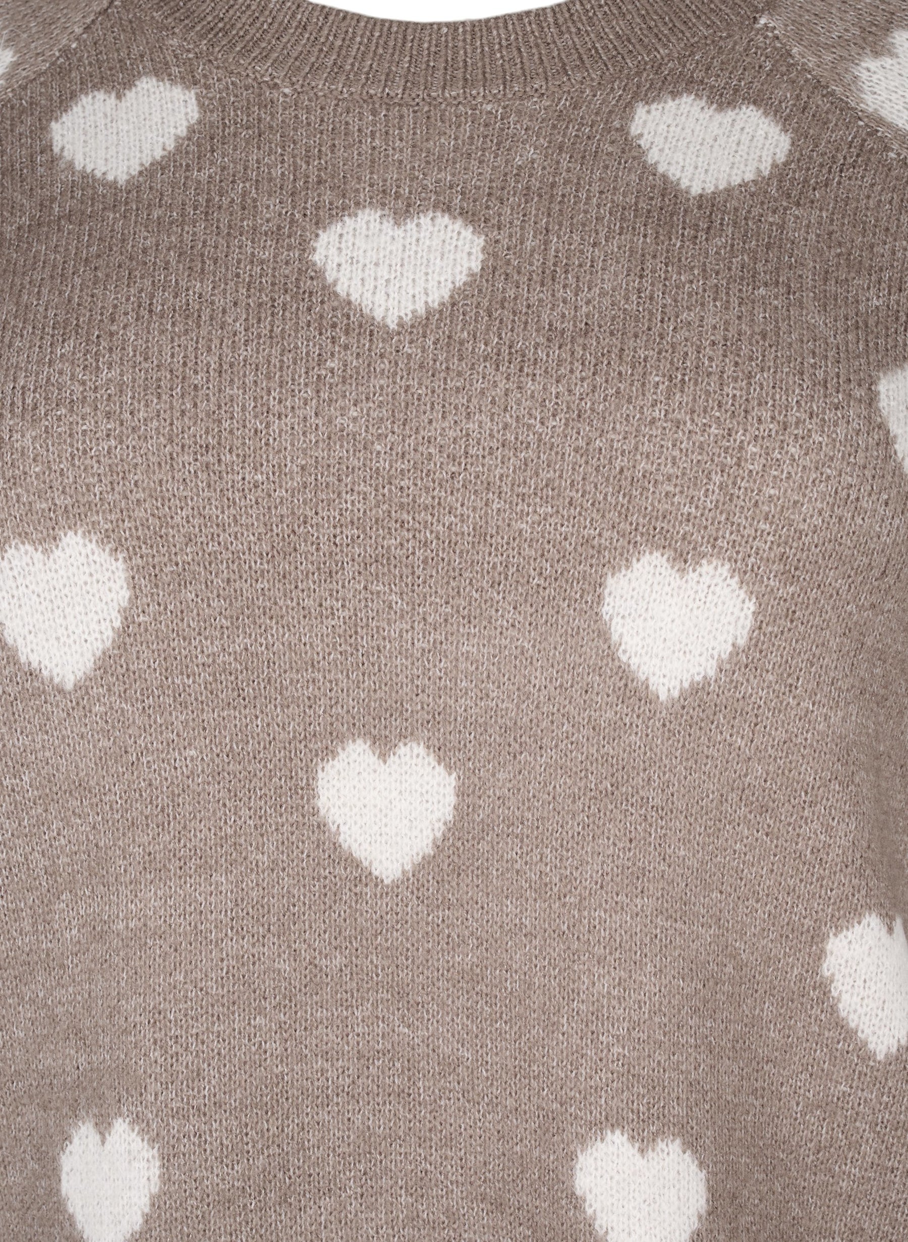 Zizzi Heart Knit Jumper in Beige