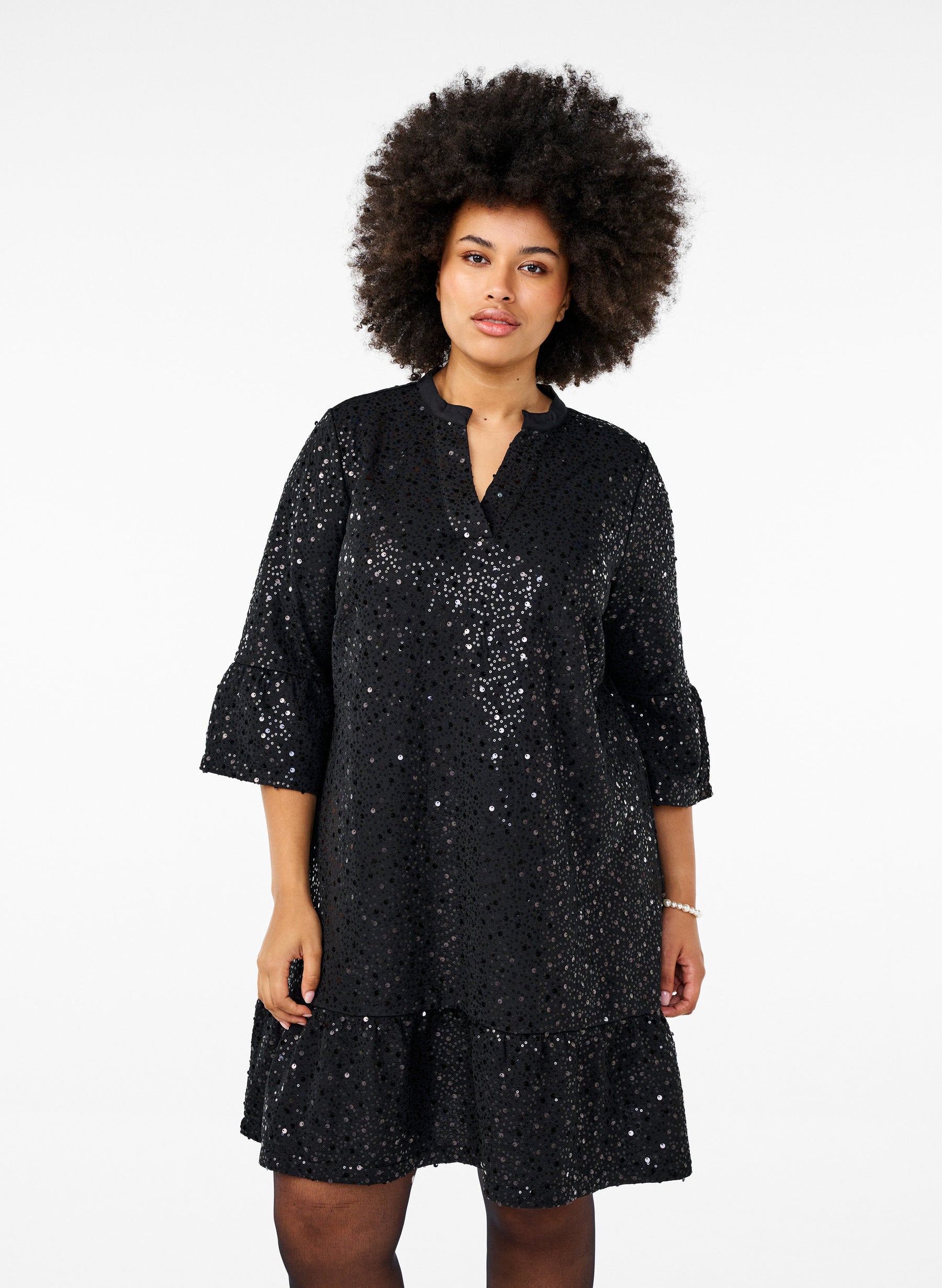 Zizzi Natalia Sequin Dress in Black