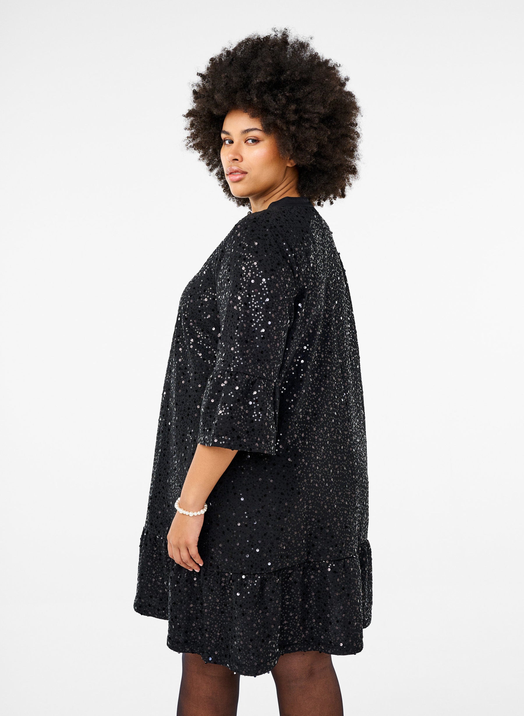 Zizzi Natalia Sequin Dress in Black