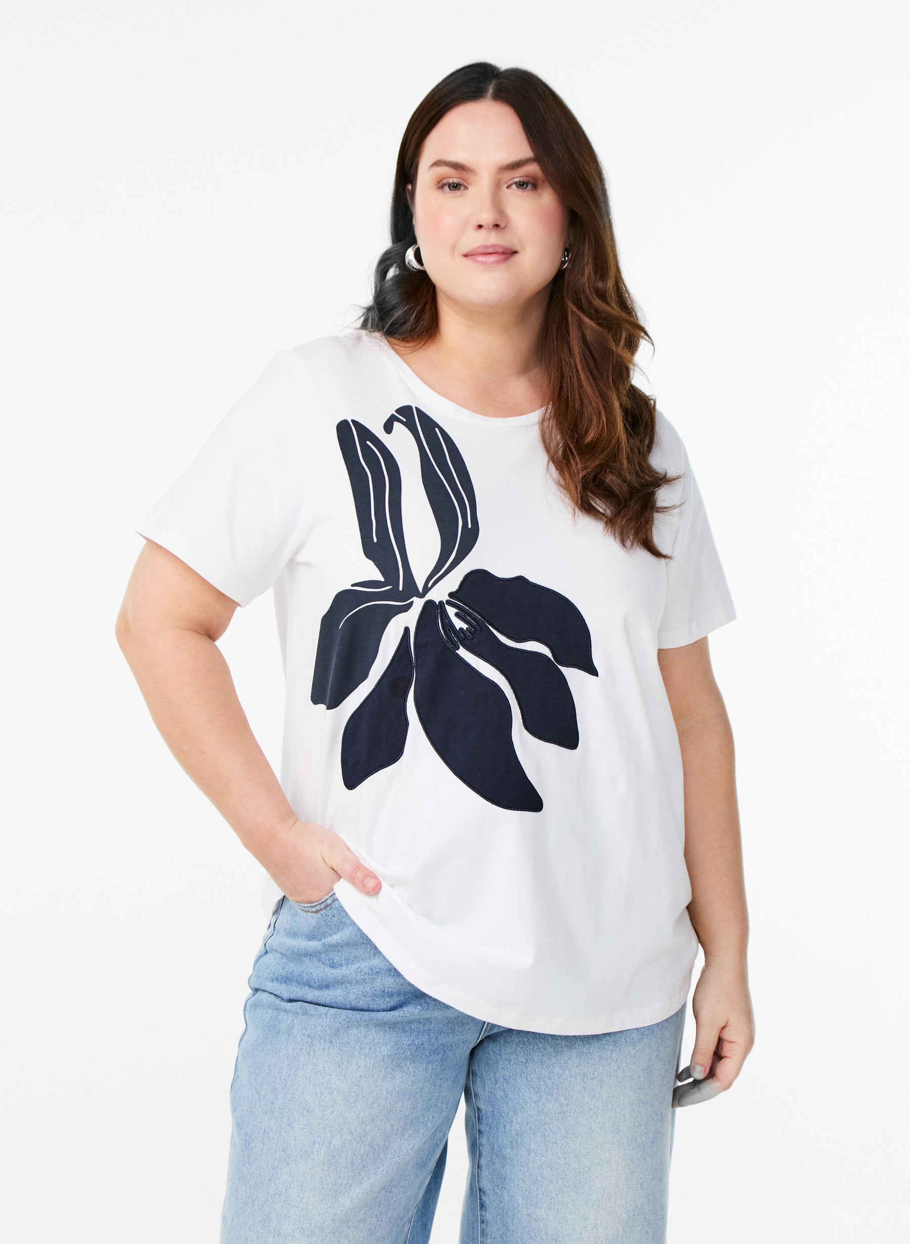 Zizzi Elin T-Shirt With Navy Flower