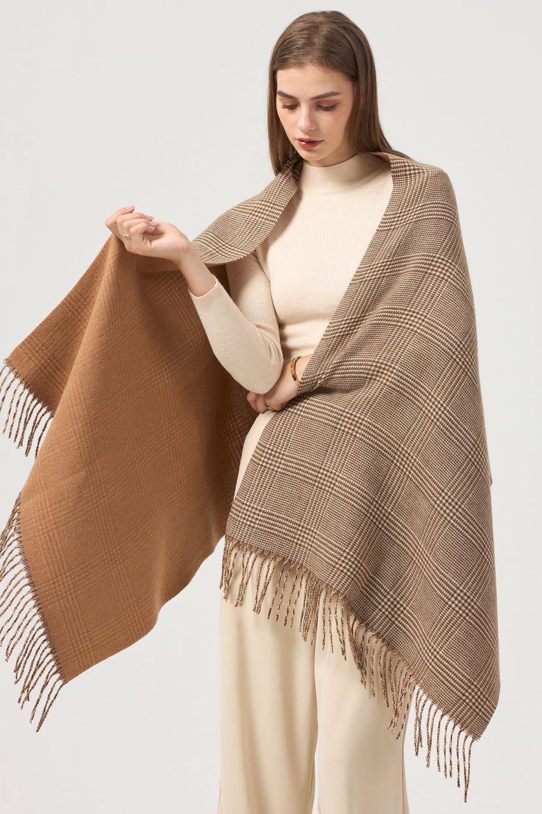 Ellie Check Scarf in Taupe/Brown