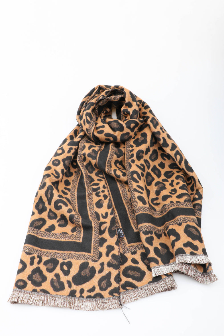 Cara Scarf in Camel Leopard